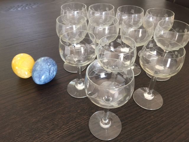Lot de 12 verres anciens taill�s 55 Nice (06)