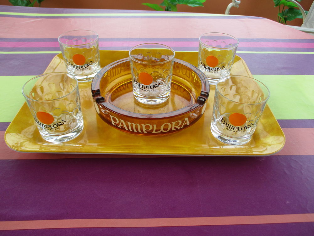 Lot de 5 verres + Cendrier  PAMPLORA  15 Le Vernois (39)