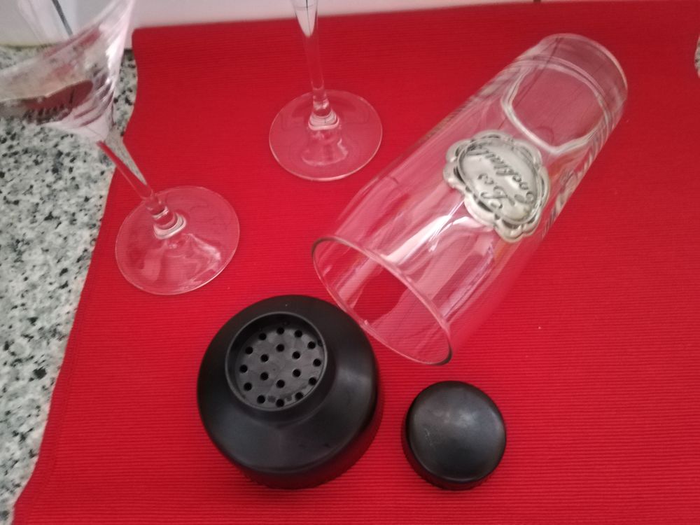 Verres cocktail et shaker 15 Nice (06)