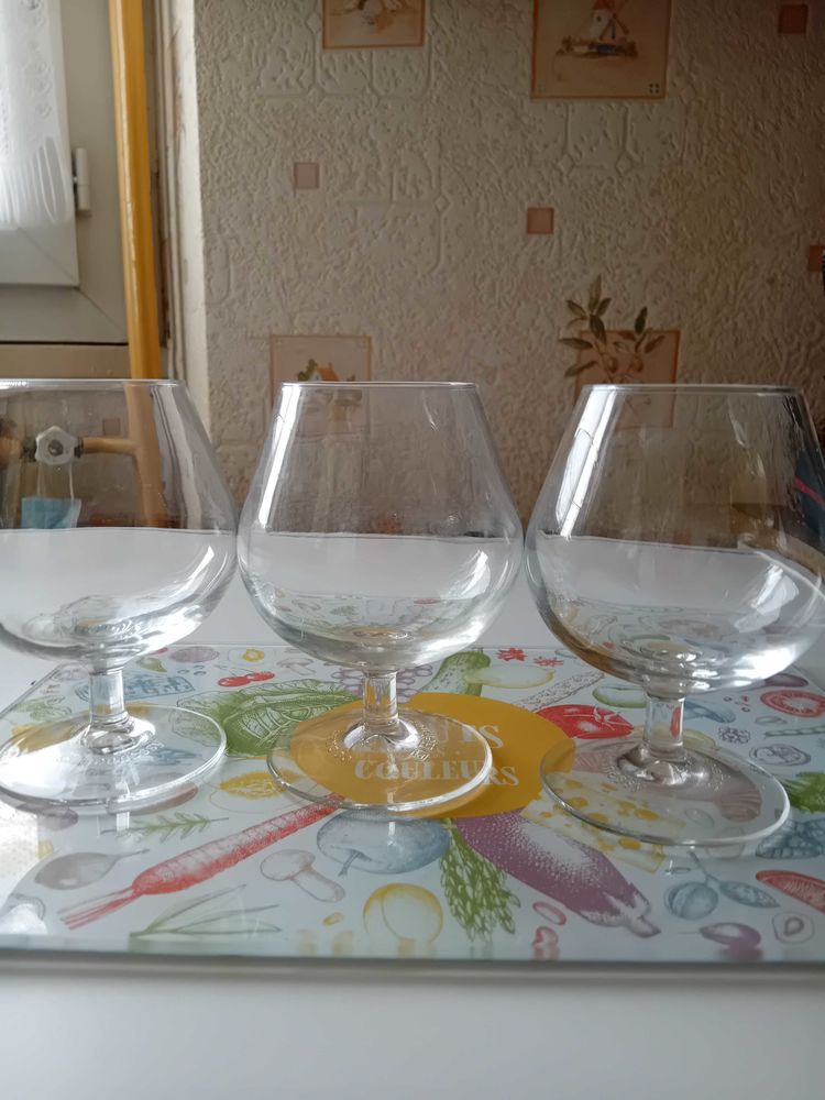 3 verres �  cognac 6 Bobigny (93)