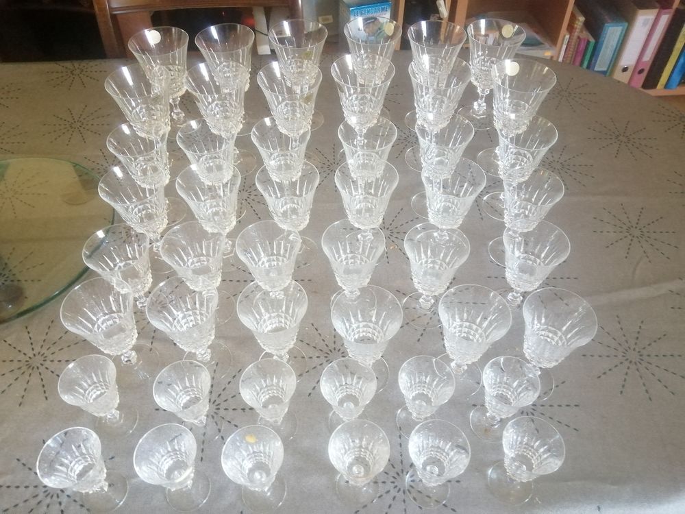 48 verres en cristal d'arques 10 Montady (34)