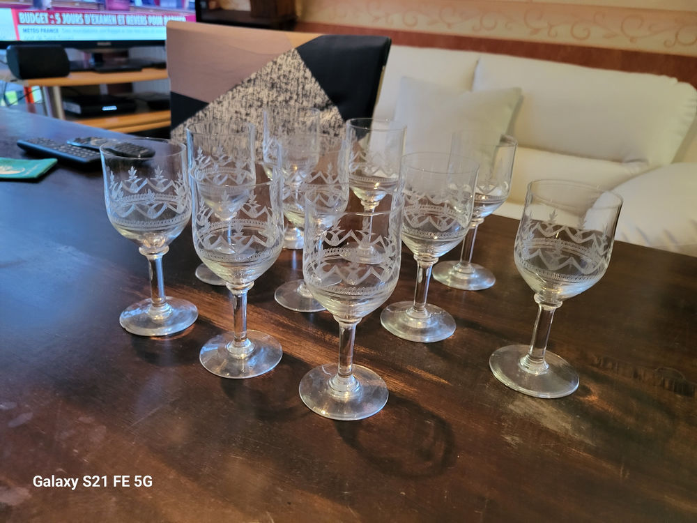lot de 10 verres en cristal blanc 150 Poissy (78)