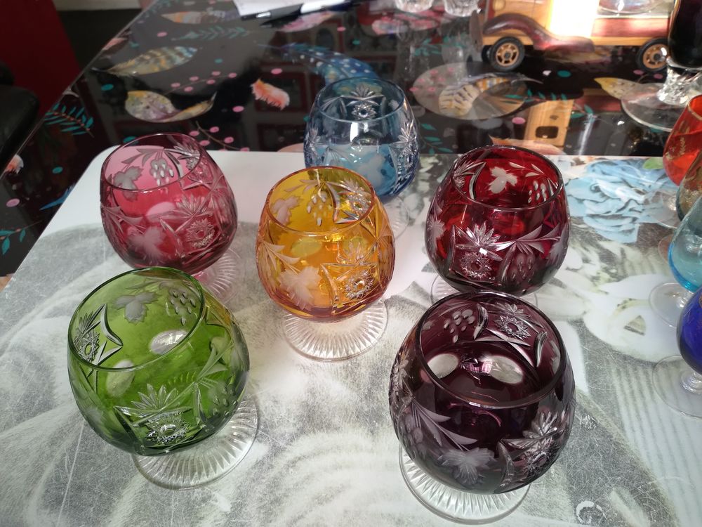 6 verres en cristal et en couleur NACHTMANN  250� 250 Athis-Mons (91)