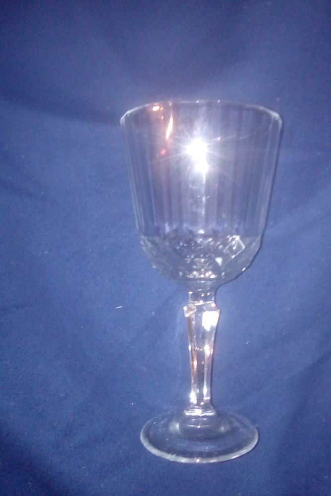 5 verres en cristal 10 Beauchamp (95)