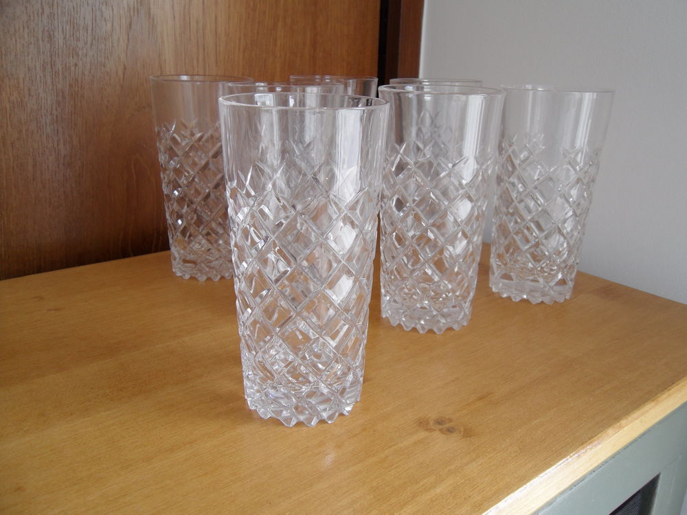 Verres en cristal 45 Saint-Martin-Belle-Roche (71)
