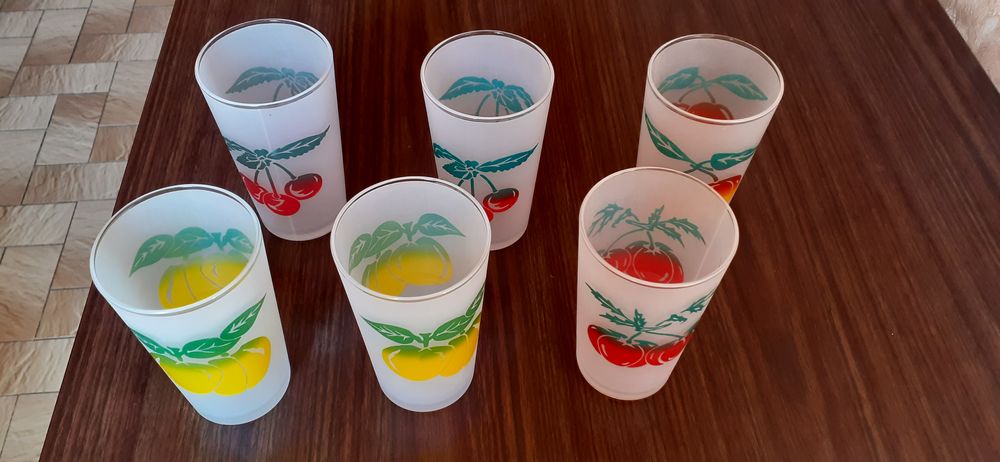 6 VERRES A JUS DE FRUITS DECORES 6 Lyon 7 (69)