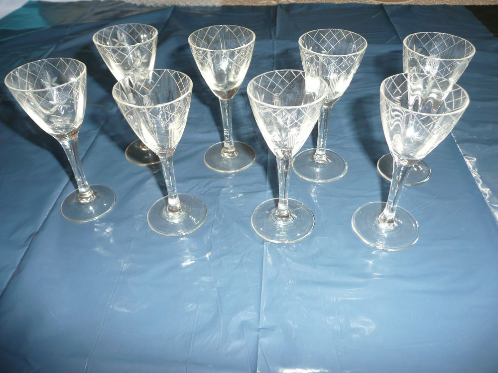 Verres a liqueur anciens 0 Mont-de-Marsan (40)