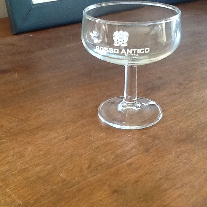 10 verres marqu�s Rosso Antico 12 Mouxy (73)