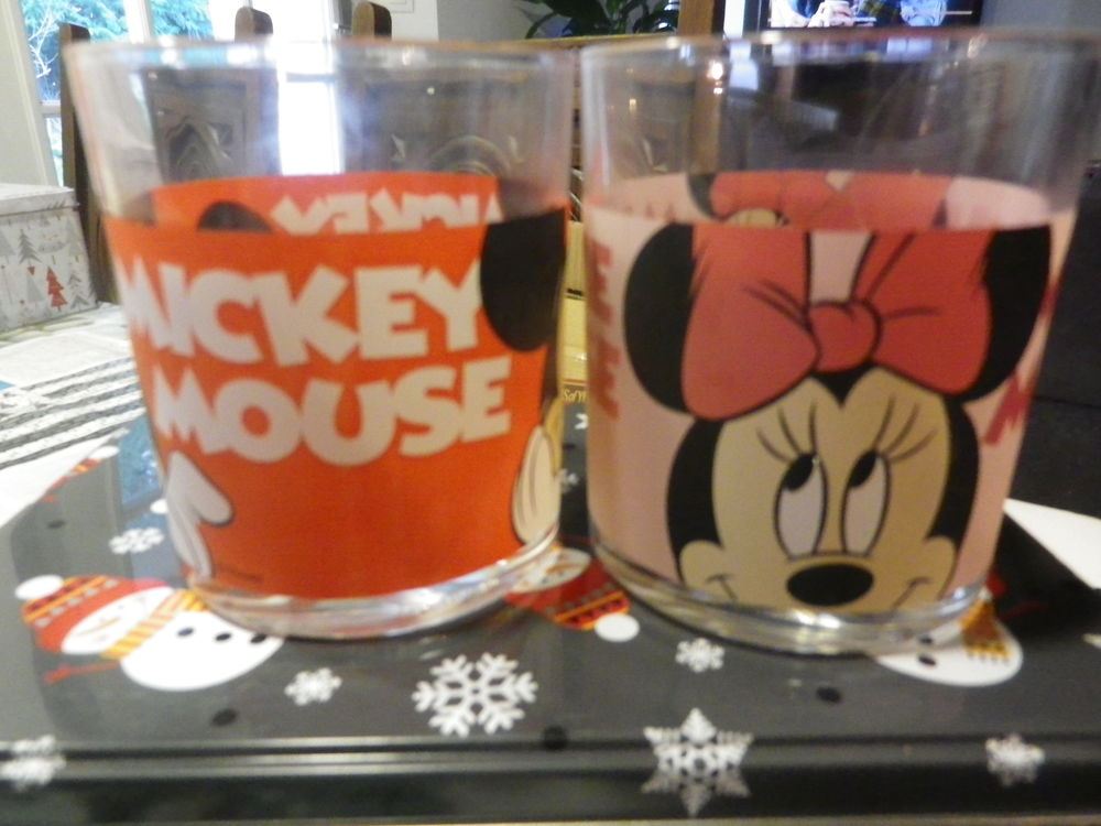 VERRES 1 MICKEY 1 MINNIE 8 Bubry (56)