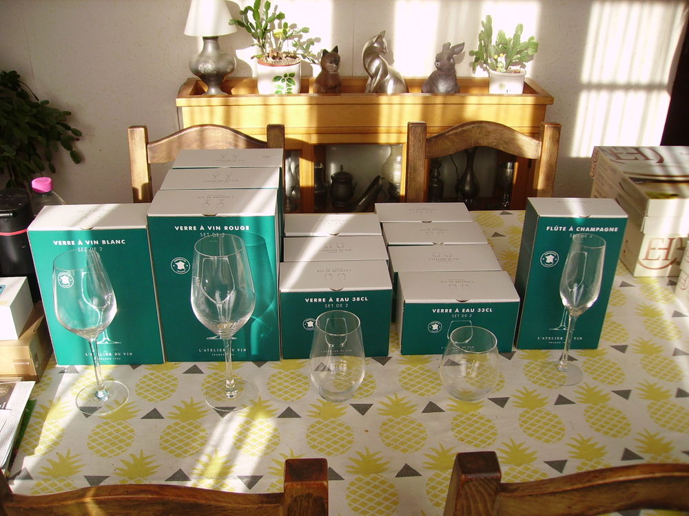 Verres neufs en lot 20 Hagetmau (40)