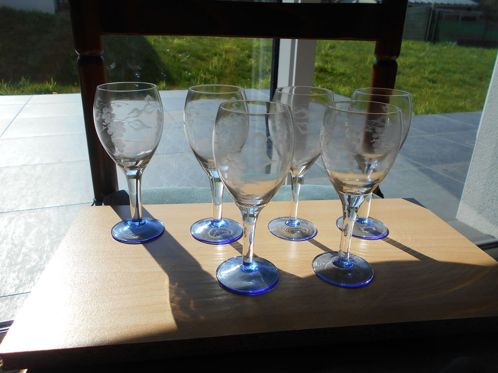 Lot de six verres � vin neufs 15 Retiers (35)