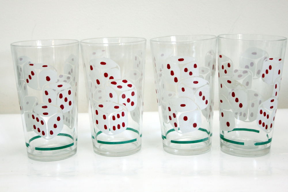 Verres orangeade 1950  - 60 avec d�s 12 Issy-les-Moulineaux (92)