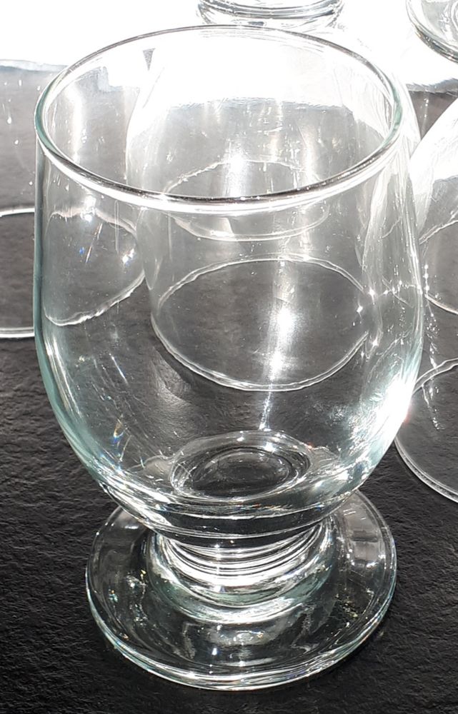 42 Gds Verres � Pied Blancs R�SISTANTS (pour GIVR�S, Verrine 42.5 Nantes (44)