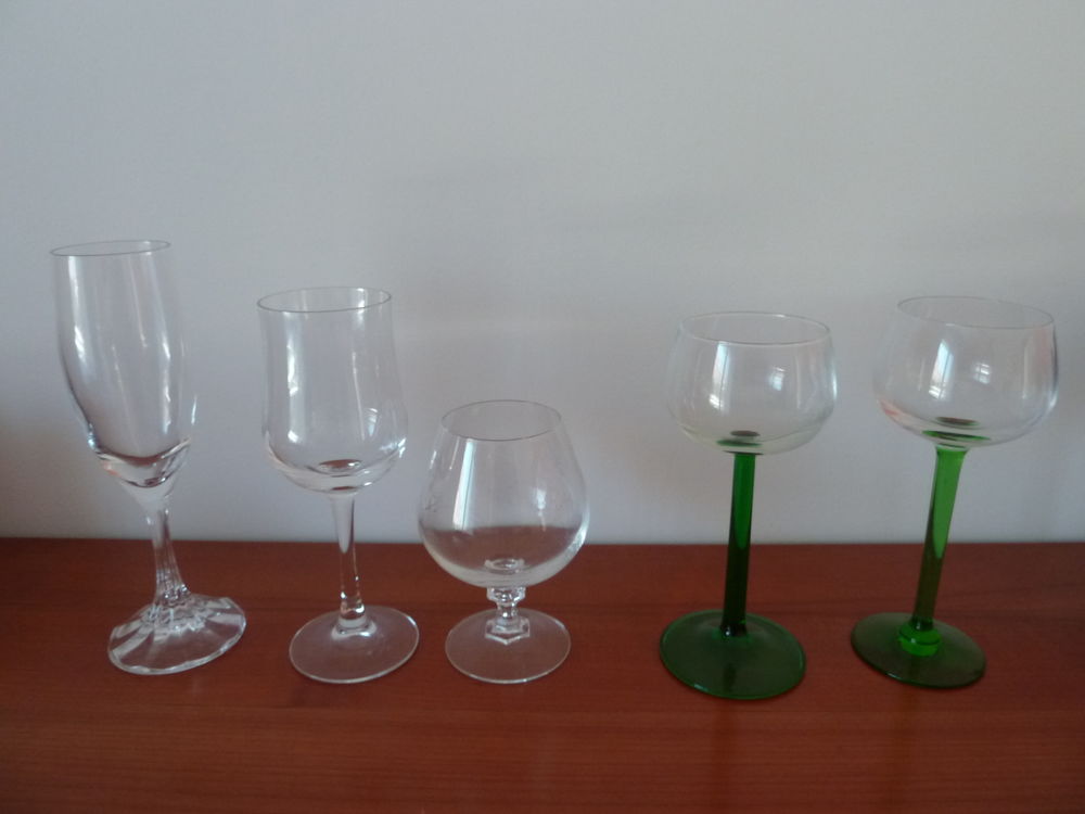 Verres � pied 0 Ch�teauneuf-les-Martigues (13)