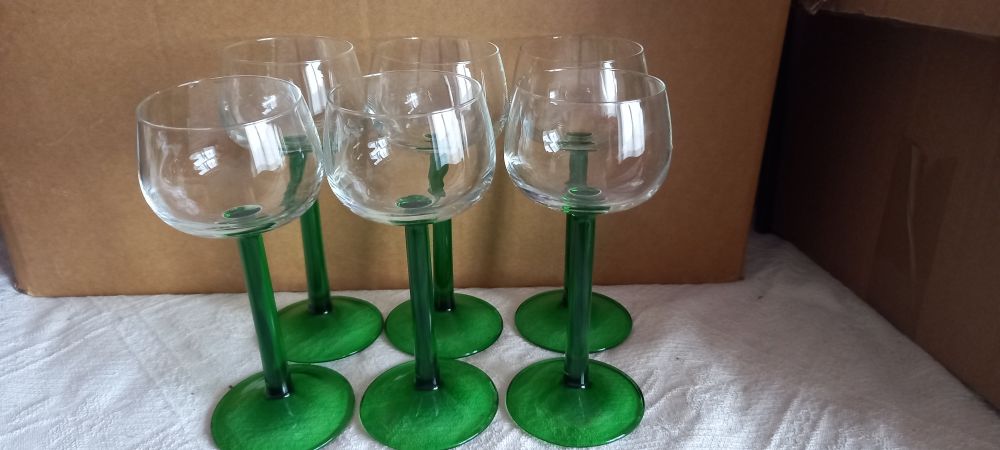 verres a pied 12 Montreuil-le-Ch�tif (72)