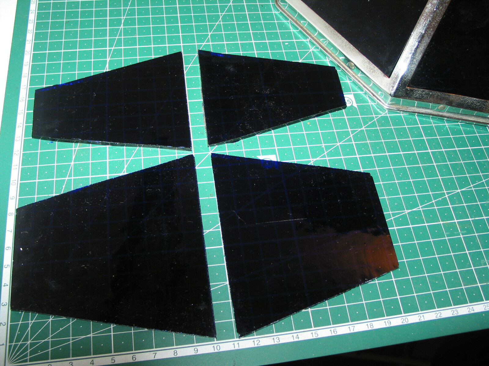 Lot de 4 verres pour grande lampe PIROUETT de salon. 2 bleu 30 Marseille 13 (13)