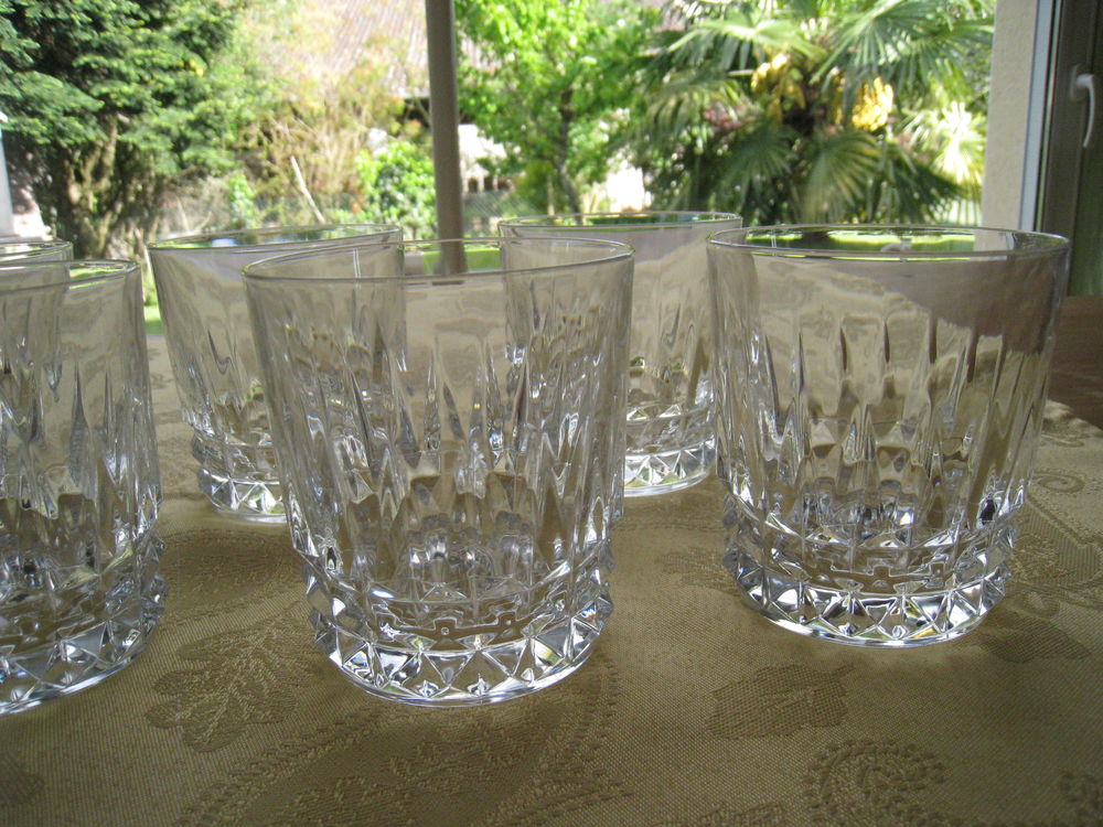 7 verres whisky en cristal 38 Vinay (38)