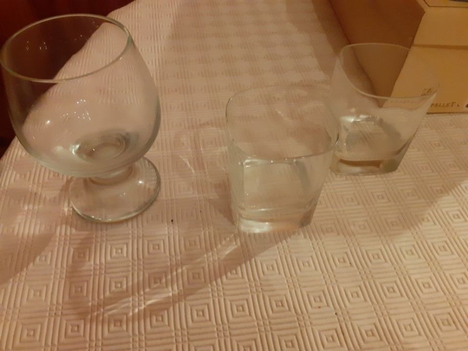 3 verres 6 Bezons (95)