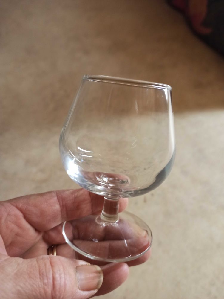 lot de verres 25 Cremps (46)