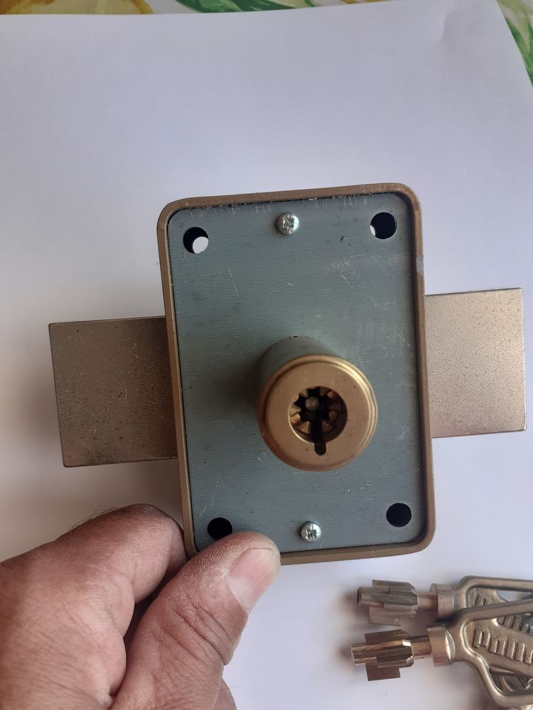 Verrou de marque pollux 40 Brezolles (28)