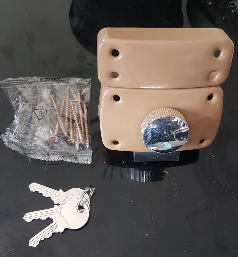 Verrou de s�curit� pour porte d'entr�e 17 Agde (34)