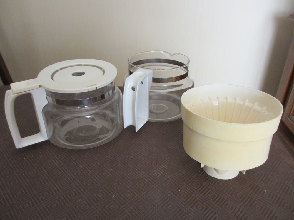 Verseuse pour cafeti�re 1 Juran�on (64)