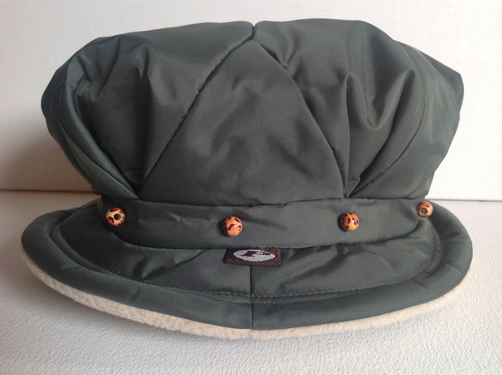 BOB VERT IMPERM�ABLE DOUBLURE POLAIRE BEIGE Envoi Possible
8 Tr�gunc (29)