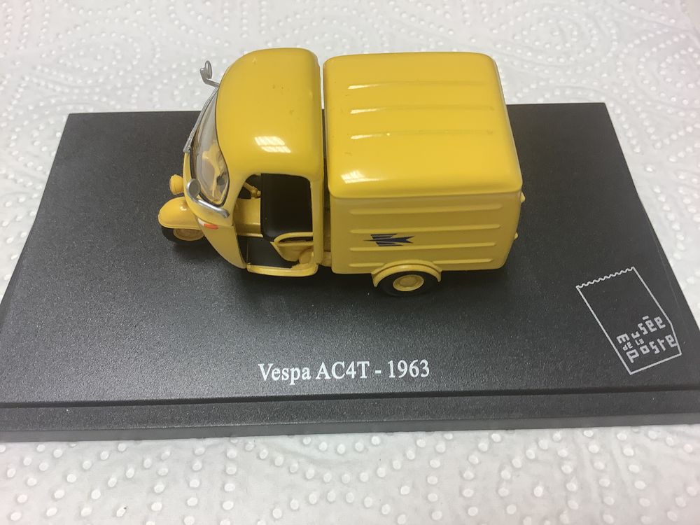VESPA AC4T 1963 LA POSTE 1/43 voiture miniature 12 Al�s (30)
