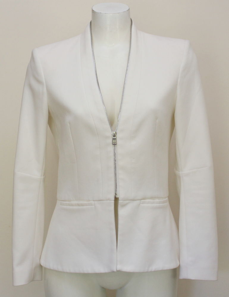 Veste blanche SANDRO T.38 Fr 80 Issy-les-Moulineaux (92)