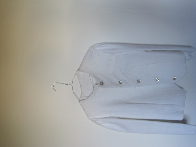 veste blanche 15 Castres (81)