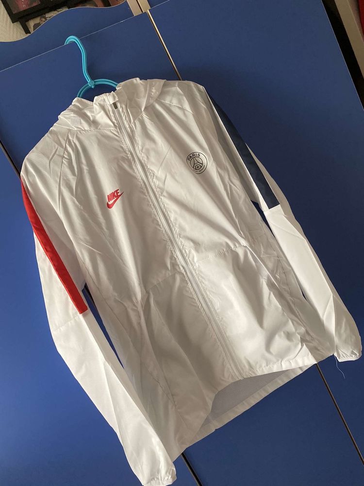 Veste capuche psg 2020 40 Melun (77)