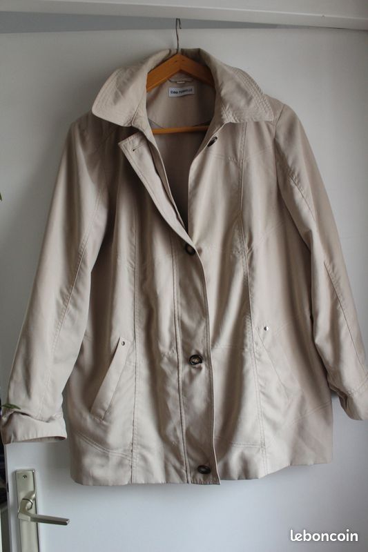 veste � capuche beige taille 46 40 Saint-Jorioz (74)