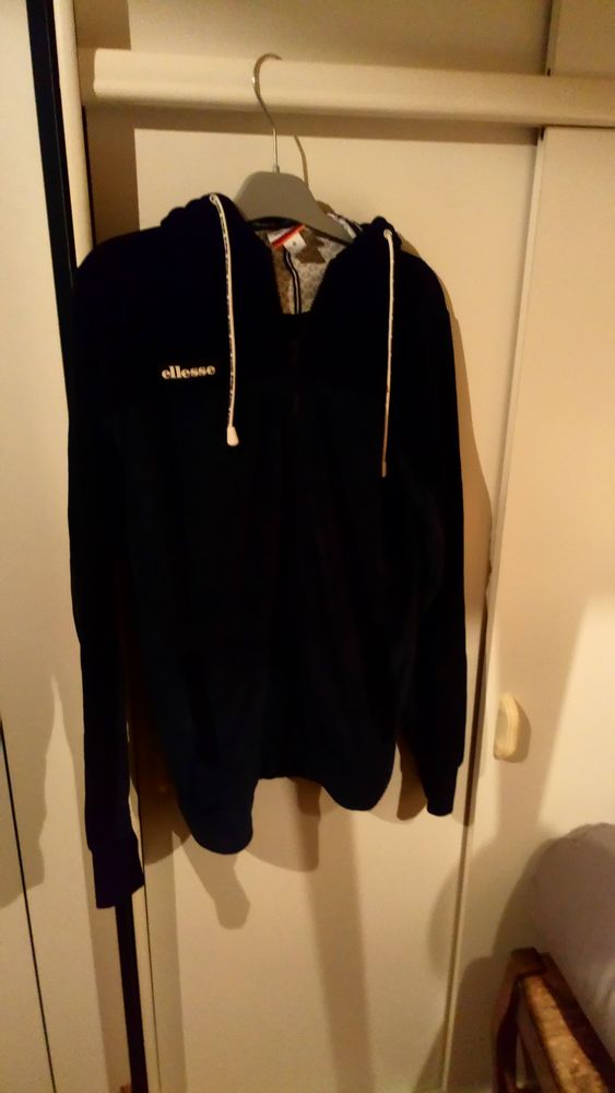 VESTE A CAPUCHE HOMME ELLESSE BLEU MARINE 25 Carcassonne (11)