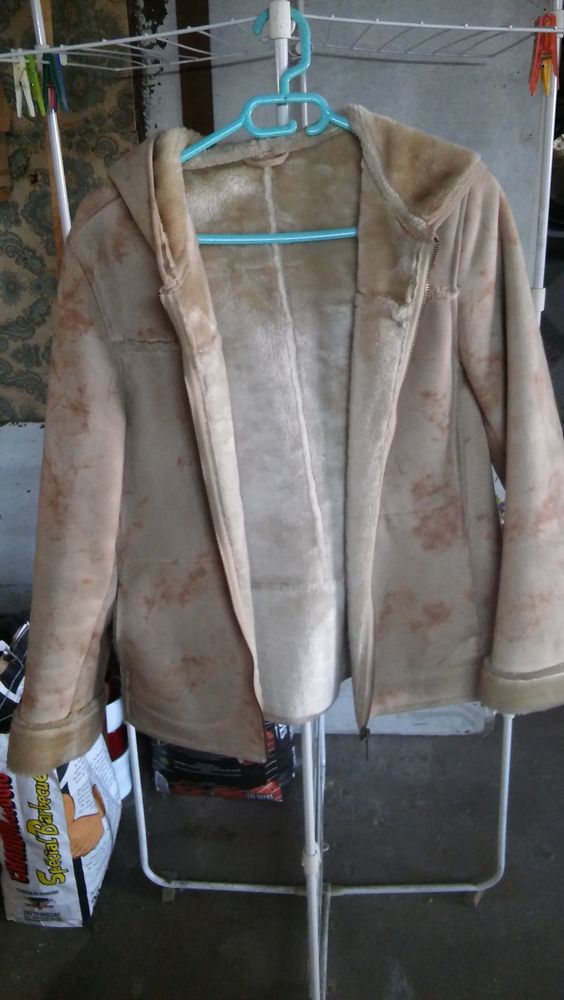 veste chaude beige 25 Cormeilles-en-Parisis (95)
