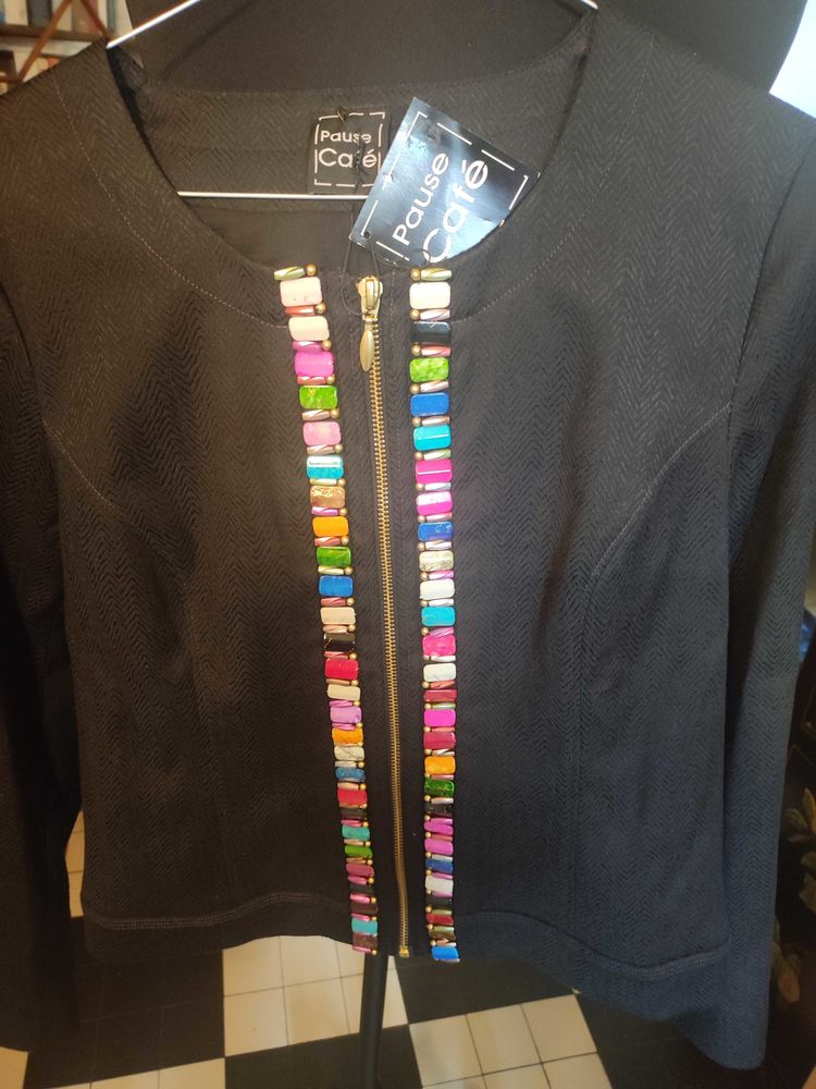 Veste chic avec d�cor Pause caf� Taille 40 80 Verneuil-sur-Seine (78)