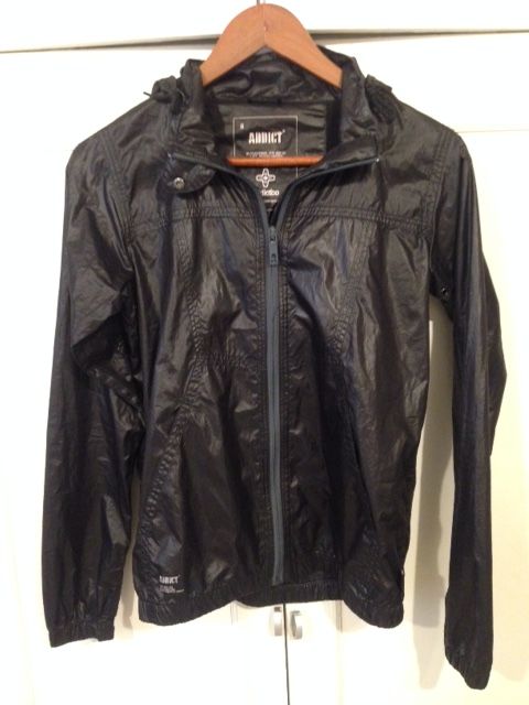 VESTE COUPE VENT marque ADDICT avec CAPUCHE 35 Paris 9 (75)