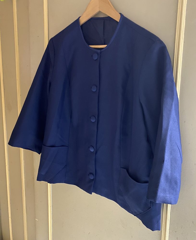 Veste courte ann�es 60 15 Paris 18 (75)