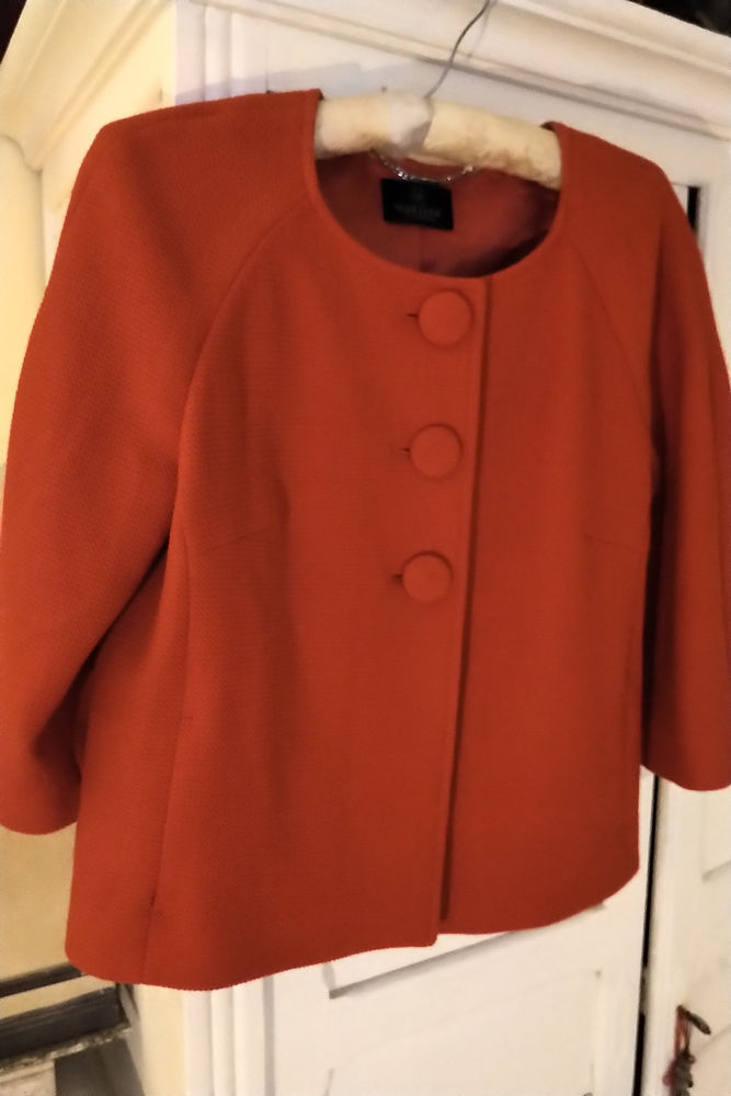 Veste courte 15 Paris 17 (75)