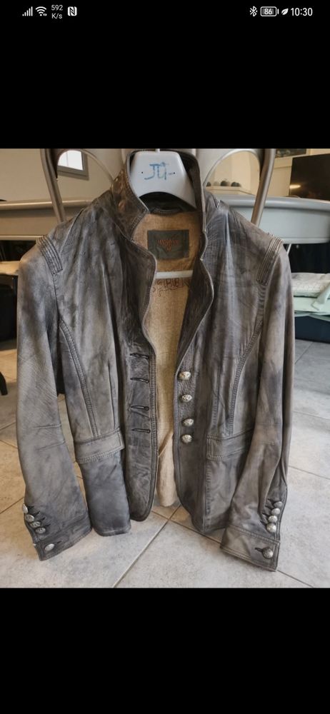 veste cuir d'agneau L 40 25 Saint-Laurent-du-Var (06)