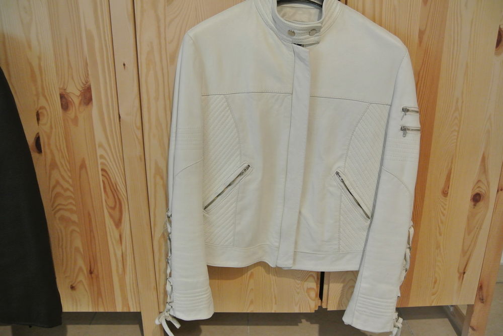veste en cuir blanche 150 Avignon (84)