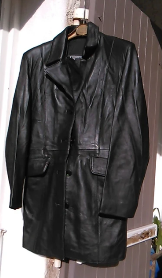 Veste cuir pleine peau femme 20 Roquefort-les-Pins (06)