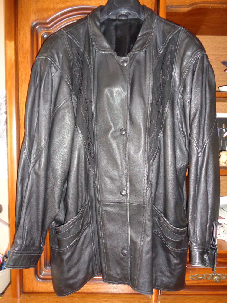 veste en cuir 80 Chaumoux-Marcilly (18)