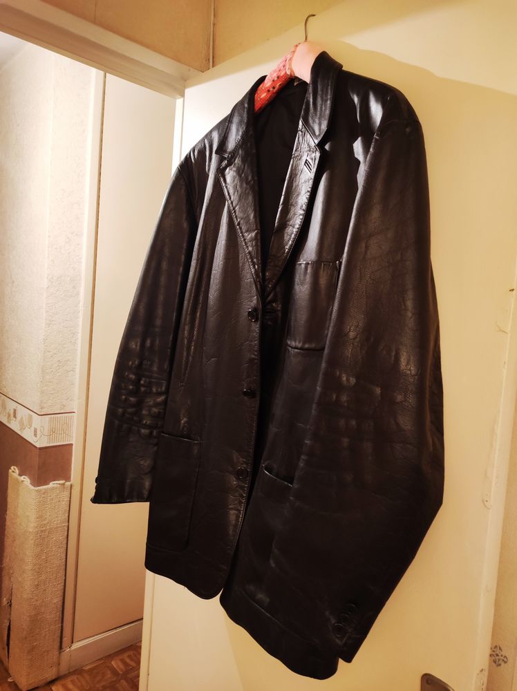 VESTE EN CUIR 35 Saint-Pierre-l�s-Nemours (77)