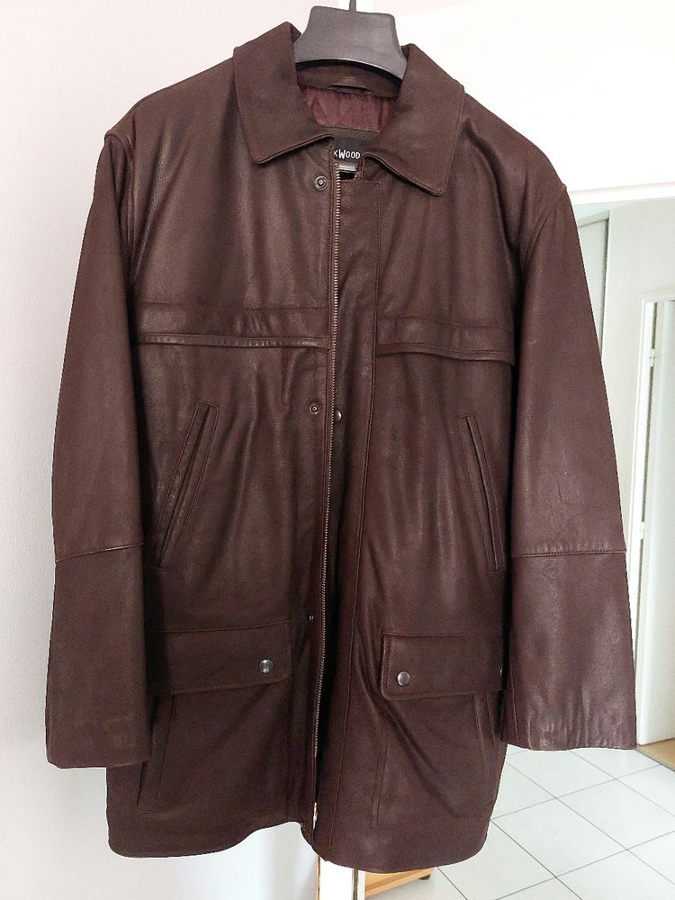 Veste en cuir 150 Lyon 4 (69)
