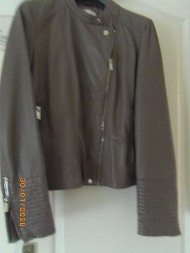 veste cuir 95 Le Busseau (79)