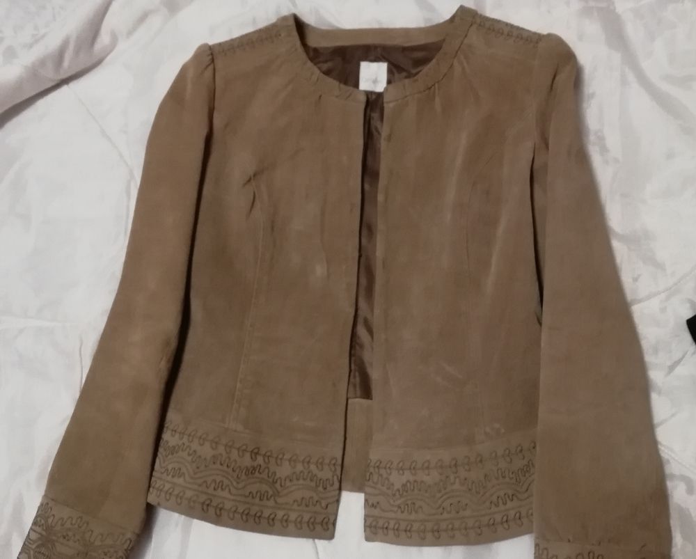 veste daim brod�e 0 Brizambourg (17)