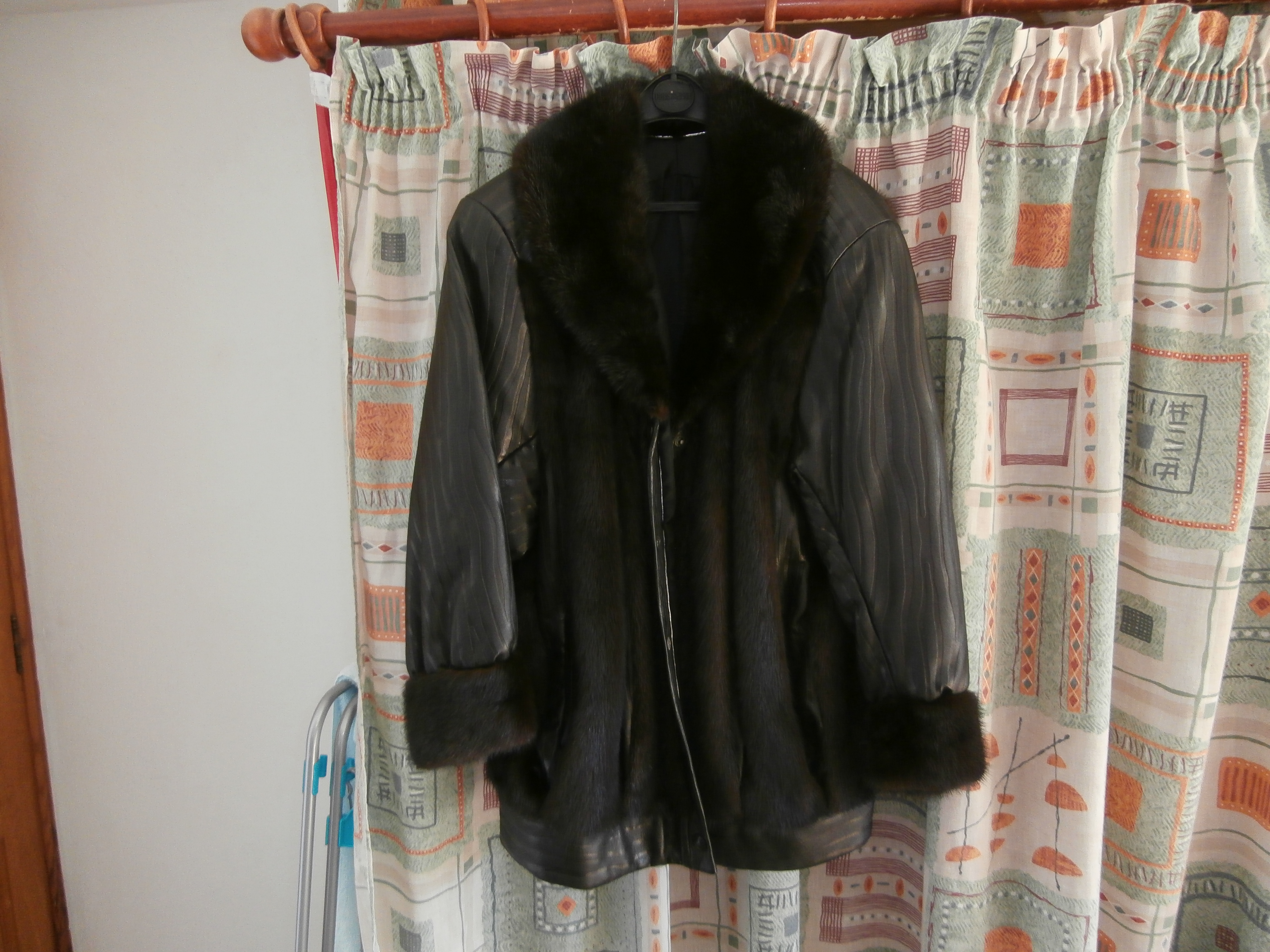 Veste femme cuir et vison 350 Jarm�nil (88)