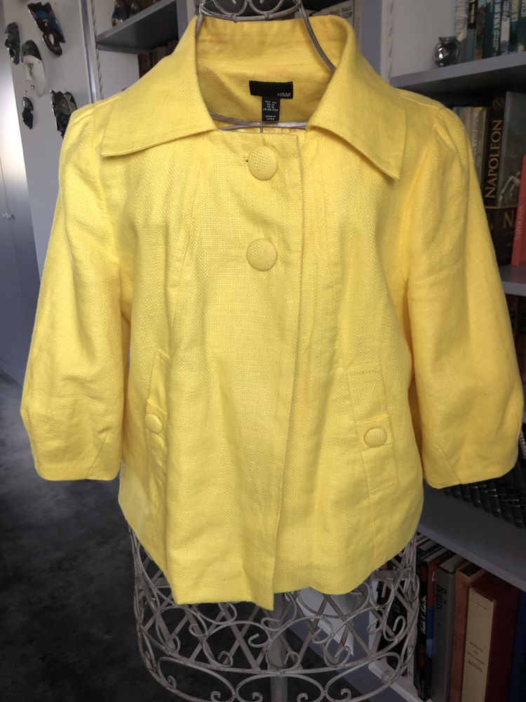 Veste femme jaune . 12 Challans (85)