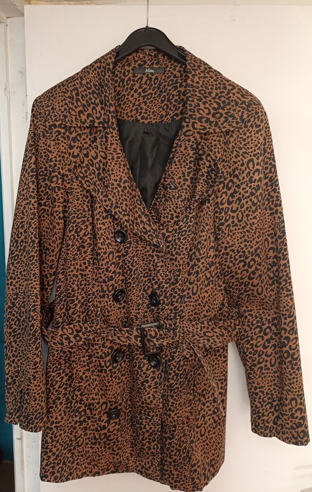 Veste femme l�opard 15 Douchy-les-Mines (59)