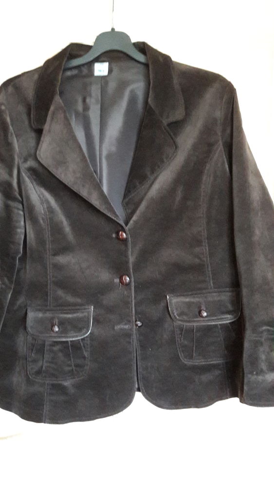 Veste femme T50 Marron M&S Mode 25 M�ry-sur-Oise (95)